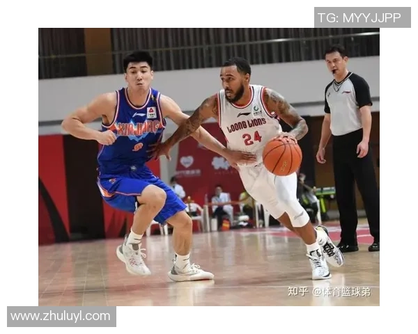 深圳篮球队战术解析：如何在比赛中提升团队协作与进攻效率