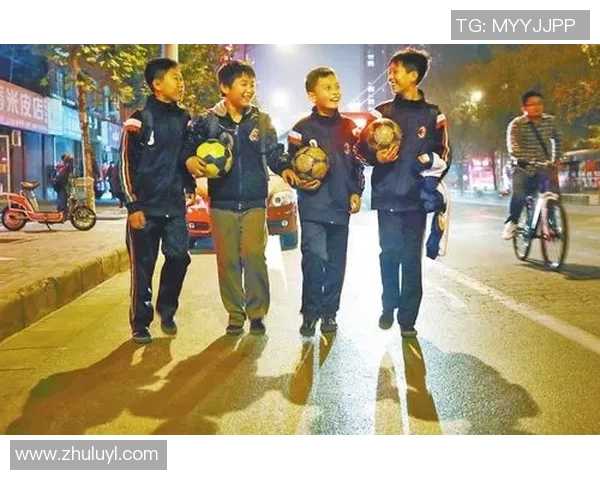 足球与篮球的完美结合踢足球投篮的技巧与乐趣探讨