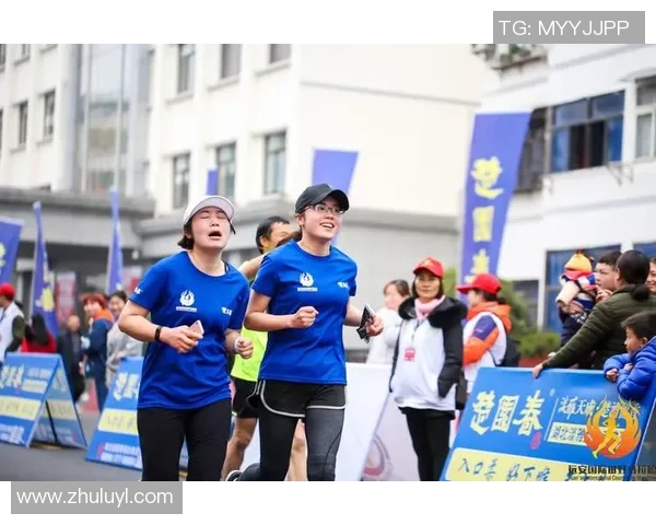 闪电般的速度太极的智慧与足球的激情交织成的完美竞技盛宴