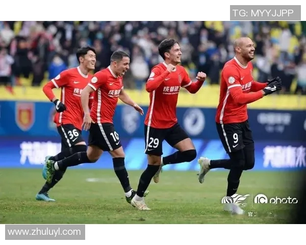 深入探讨成都足球队耐力表现与其他球队的全面对比分析